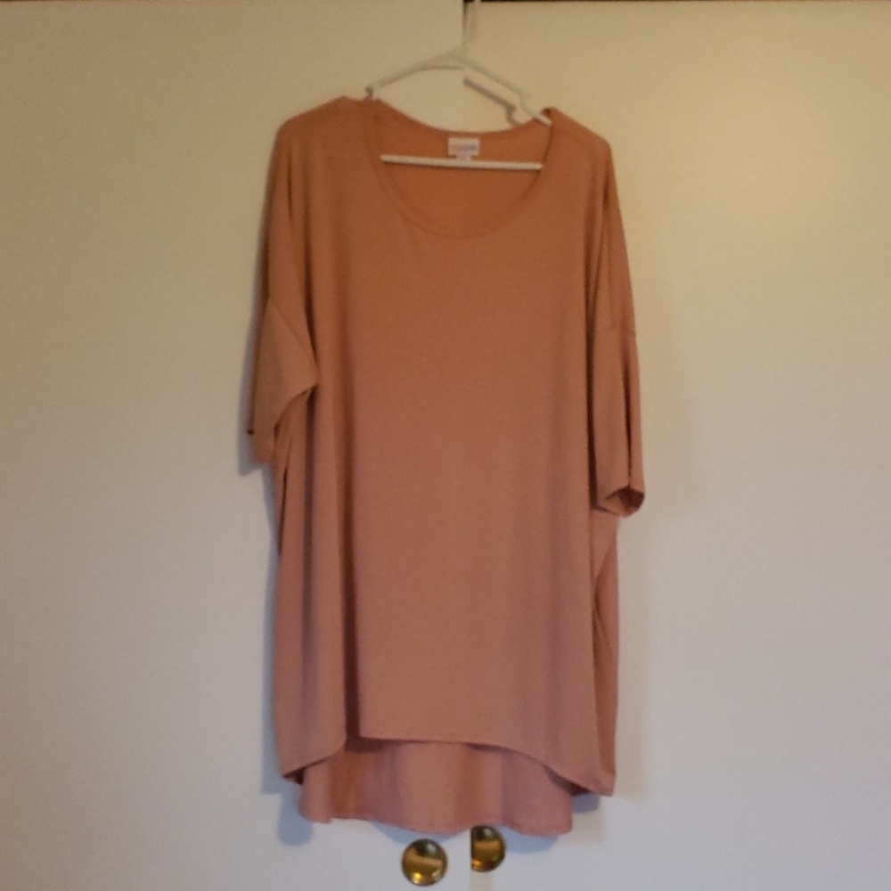LulaRoe t shirt